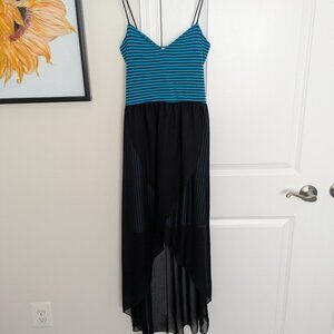 2/$15 Daytrip dress - size M